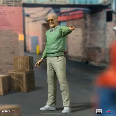 Statue stan lee legendary years 1/10